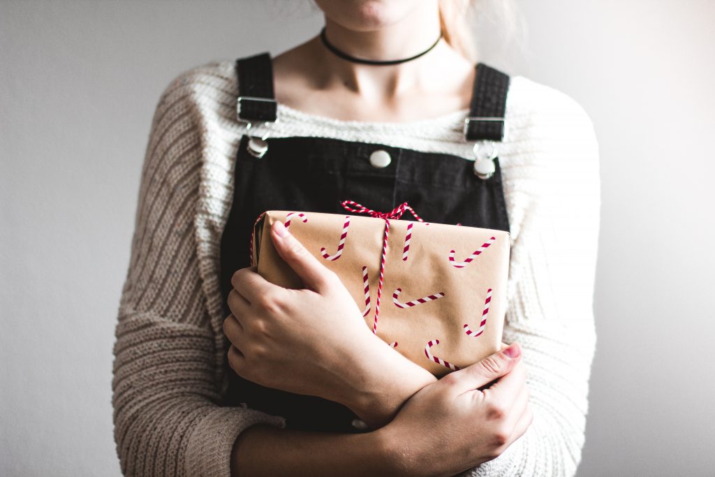 Kindergeschichte Weihnachten Mädchen mit Brief