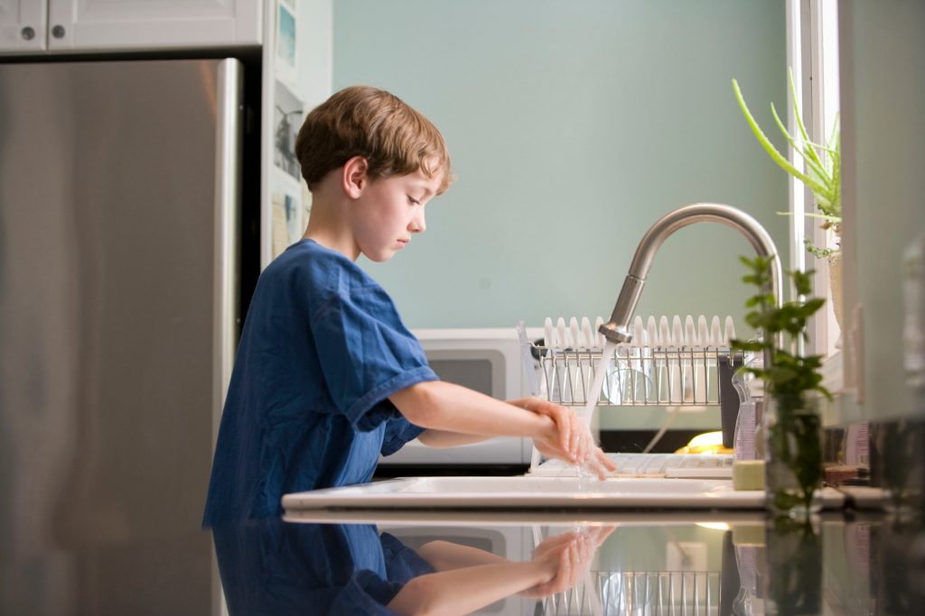 Kindergeschichte Händewaschen für Kinder erklärt