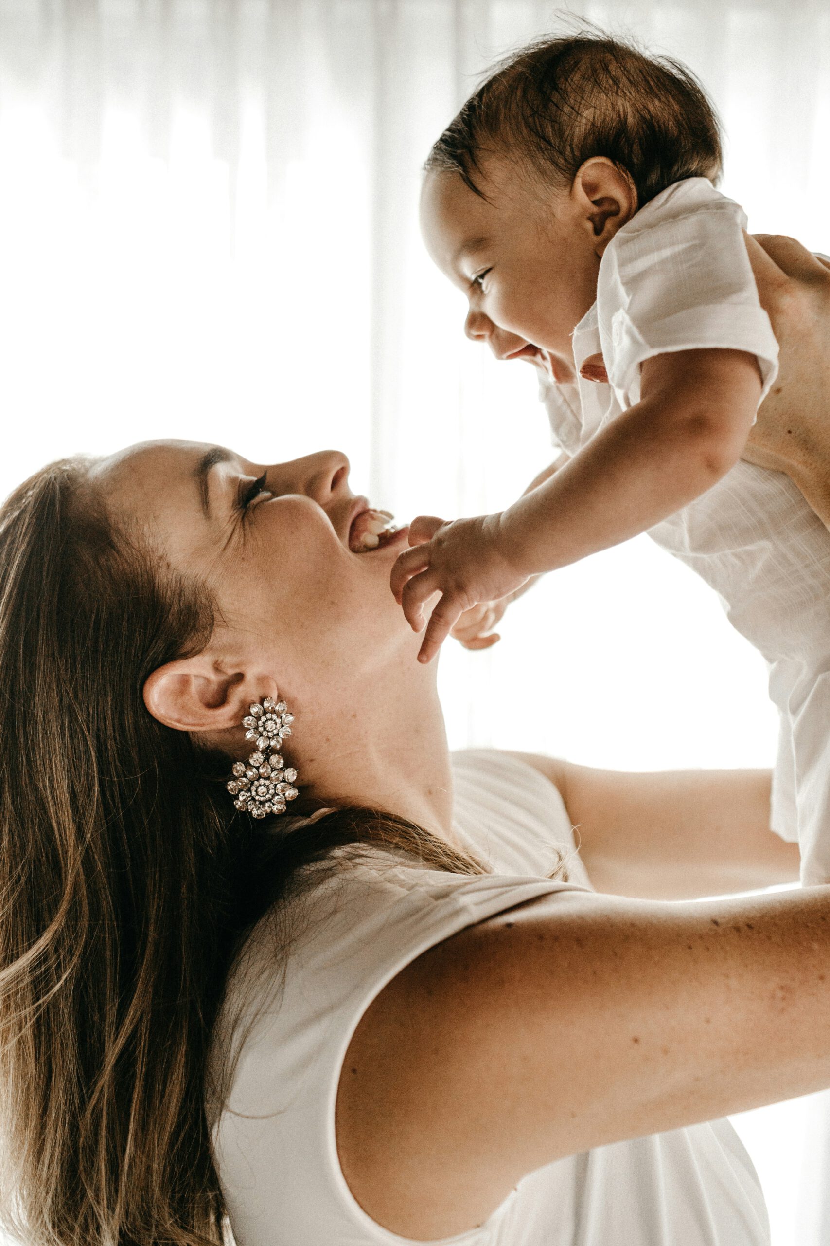 Kindergeschichte Muttertag Mama mit Kind