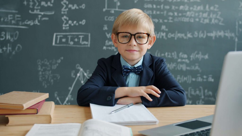 Minutengeschichten für Kinder Junge mit Brille